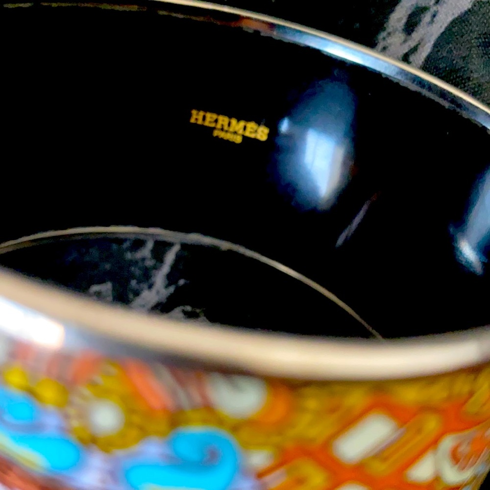 Hermès Wide Enamel Bangle